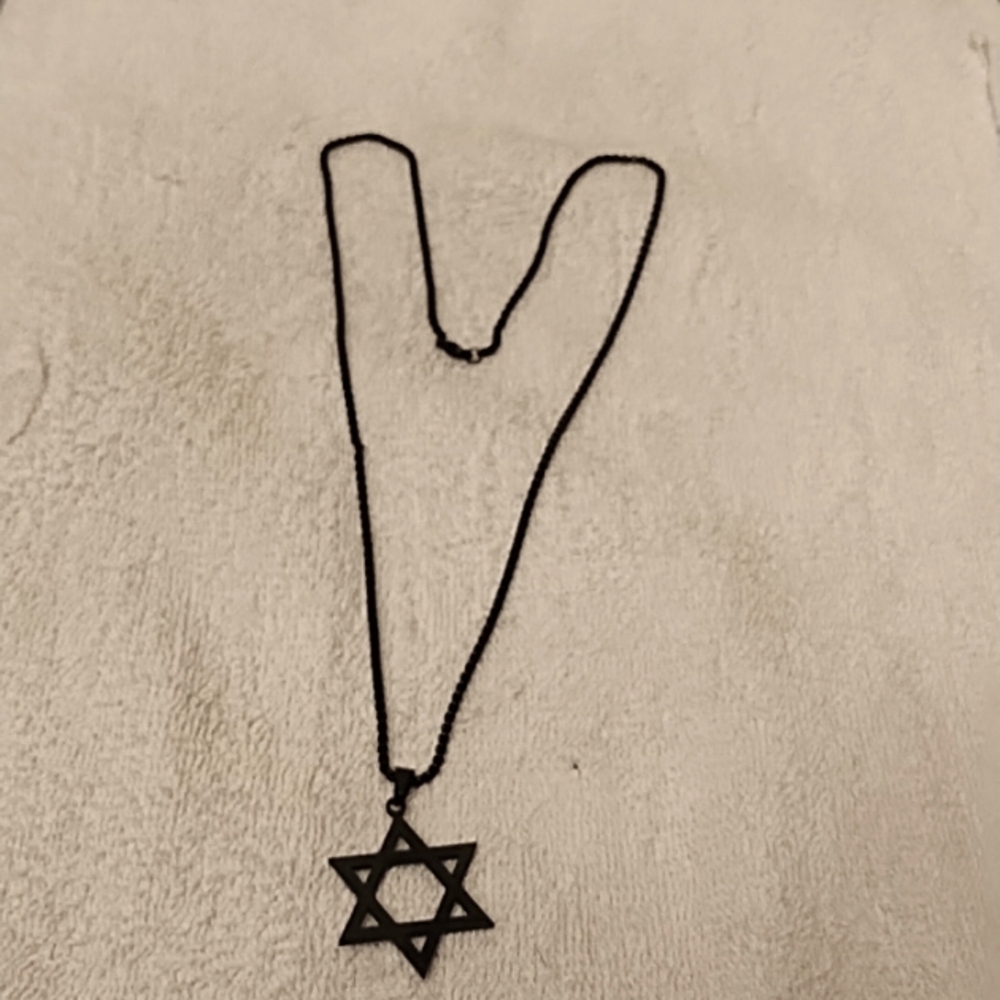 Ladies (Men's) Star of David Necklace "Holiday Special"